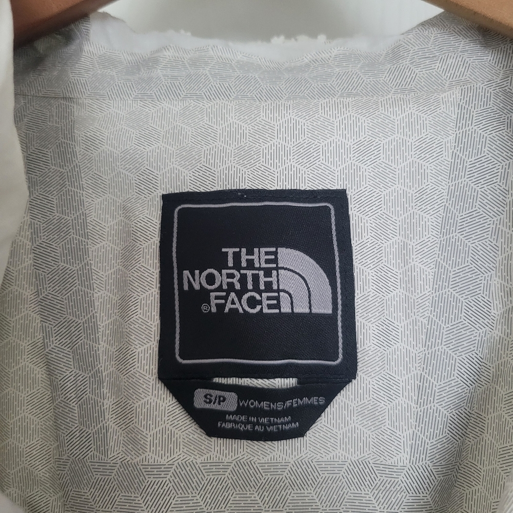 The North Face Hyvent Rain Jacket Medium - Picture 3 of 5